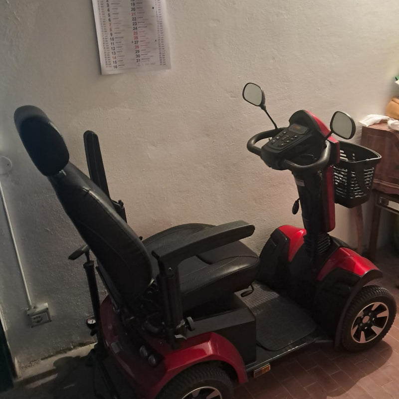 Scooter Elettrico per Anziani/Disabili Wimed Lynx L4D2 – Pari al Nuovo (Pochi mesi di vita)