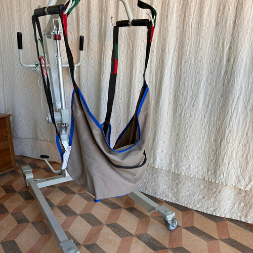 Sollevatore elettrico con imbragatura - portata 150kg