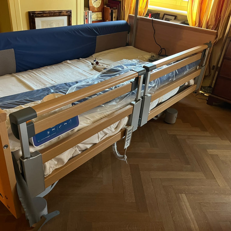 REAMED PRATICO ELETTRICO – MAI USATO – COMPLETO DI MATERASSO SOFT FOAM